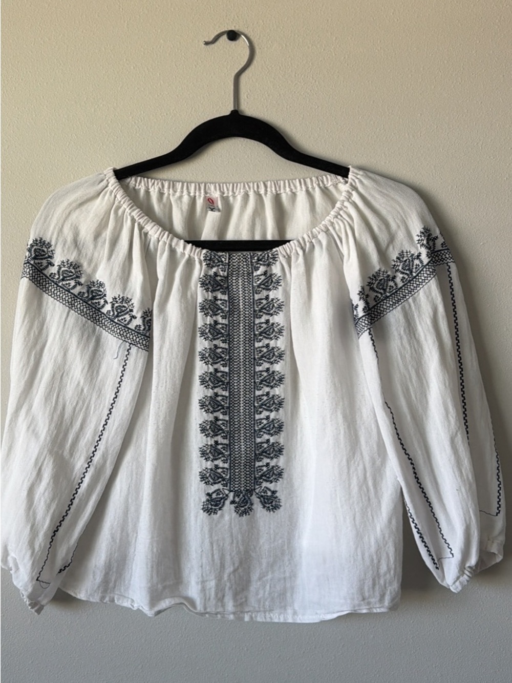 Women’s Embroidered Blouse w/ Beautiful Detailing